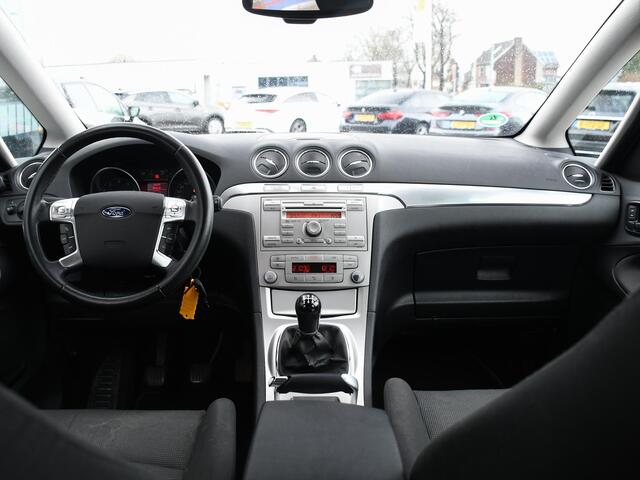 Ford S-MAX 2.0-16V VERWARMDE VOORRUIT/ CRUISE CONTROL