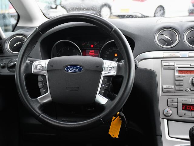 Ford S-MAX 2.0-16V VERWARMDE VOORRUIT/ CRUISE CONTROL
