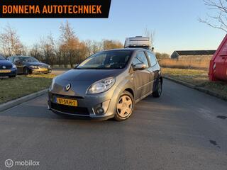 RENAULT TWINGO 1.2-16V Night & Day
