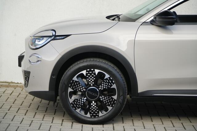 Fiat 600 1.2 Hybrid 145 PK La Prima | Navi | Camera | Carplay