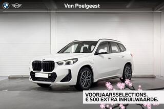 BMW X1 xDrive25e | M Sportpakket | Harman Kardon | Adaptief M-onderstel | Comfort Access | Selections 500