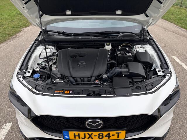 Mazda 3 2.0 e-SA-G Homura 150pk | NAVI | CARPLAY | Aero-pack DEMO
