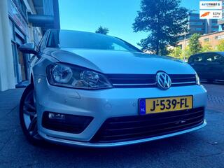 Volkswagen Golf VII