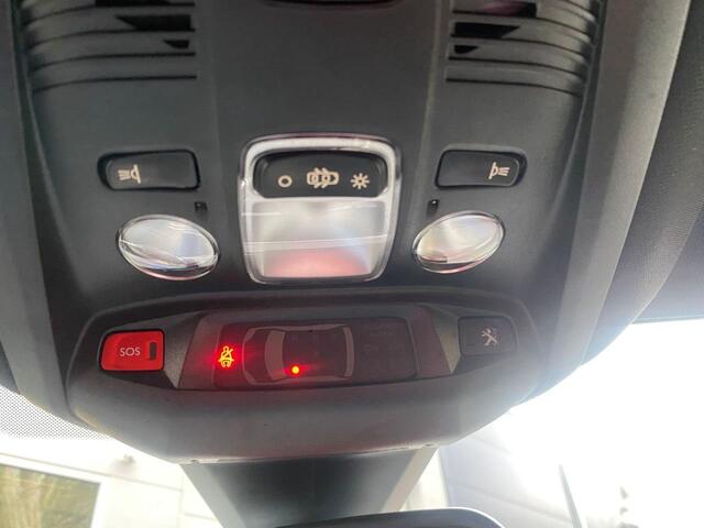 Peugeot 5008 ALLURE 1.2 HYBRIDE 136CV BOITE AUTO