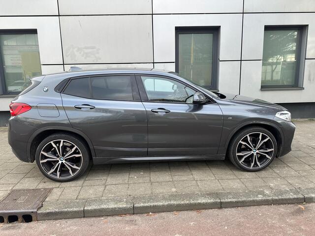 BMW X2 SDrive20i High Executive M pakket Pano 192PK Xenon