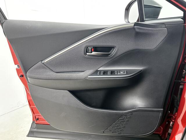 Toyota C-HR 1.8 Hybrid 140 First Edition | Navigatie | Elektr. achterklep | Blindspot | Park. sensor V+A