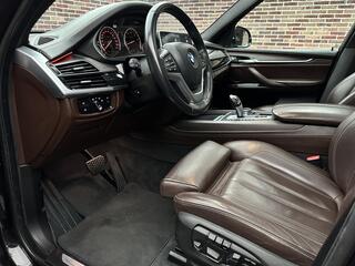 BMW X5 xDrive35i High Executive 7p. | Dak| LED| Adaptive Cruise| Trekhaak| NL Auto|