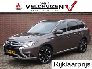 MITSUBISHI OUTLANDER PHEV Premium | Apple CarPlay | Blind Spot Warning