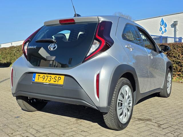 Toyota Aygo X 1.0 VVT-i MT Play, 1e Eig Camera Carplay VAKANTIEGELD WEKEN