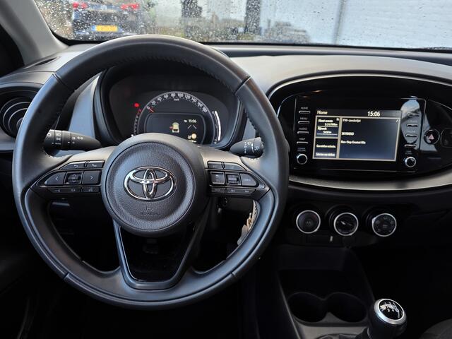 Toyota Aygo X 1.0 VVT-i MT Play, 1e Eig Camera Carplay VAKANTIEGELD WEKEN
