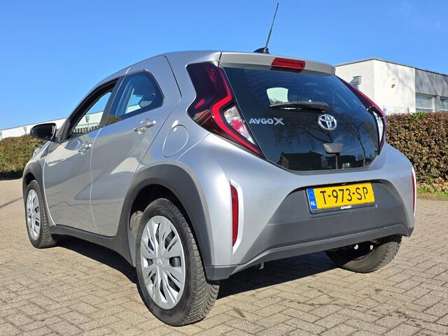 Toyota Aygo X 1.0 VVT-i MT Play, 1e Eig Camera Carplay VAKANTIEGELD WEKEN