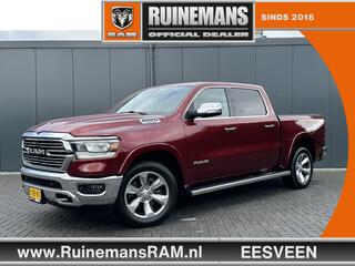 DODGE 1500 RAM 5.7 V8 LARAMIE / LPG / TREKHAAK 3.5T / ADAPTIVE CRUISE / LUCHTVERING / CAMERA / PANO / 12 INCH SCREEN / DELMONICO RED