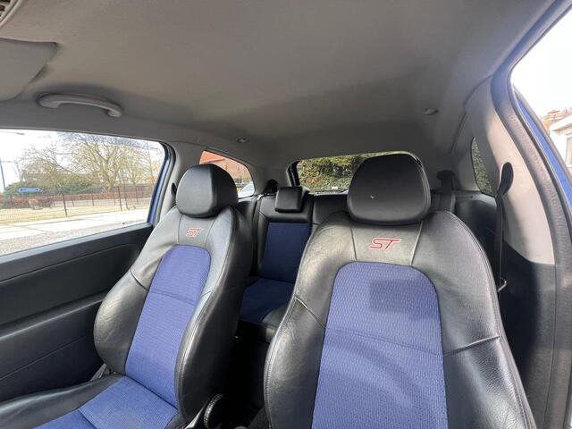 Ford Fiesta 2.0-16V ST LEER.AIRCO.APK.NAP