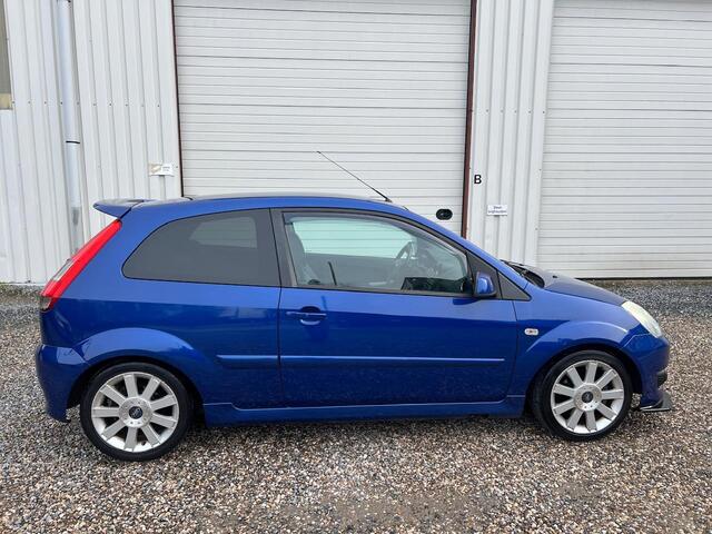 Ford Fiesta 2.0-16V ST LEER.AIRCO.APK.NAP