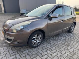 Renault Scenic (2009 - 2016)