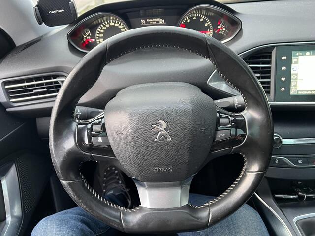 Peugeot 308 SW 1.2 PureTech GT-line panodak leder