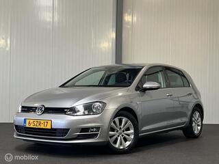 Volkswagen Golf VII