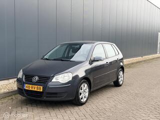Volkswagen Polo (2002 - 2009)