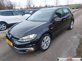 VOLKSWAGEN GOLF 1.5 TSI Comfortline Business