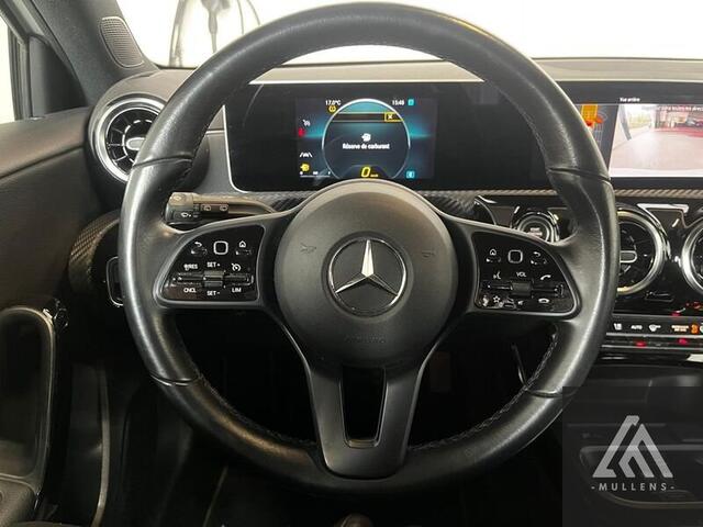 Mercedes-Benz CLA-Klasse A160 Business Solution + Leder + Navi + Camera