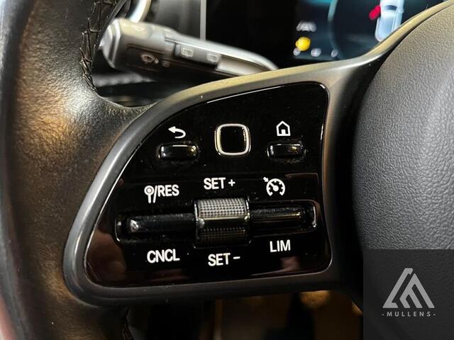 Mercedes-Benz CLA-Klasse A160 Business Solution + Leder + Navi + Camera