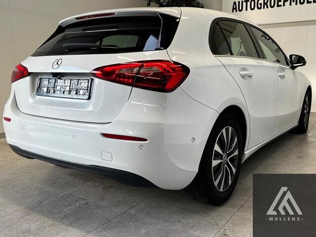 Mercedes-Benz CLA-Klasse A160 Business Solution + Leder + Navi + Camera