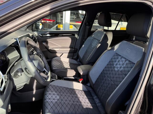Volkswagen T-ROC 1.5 TSI R-Line Edition 150PK / LED KOPLAMPEN / ACHTERUITRIJCAMERA / CARPLAY