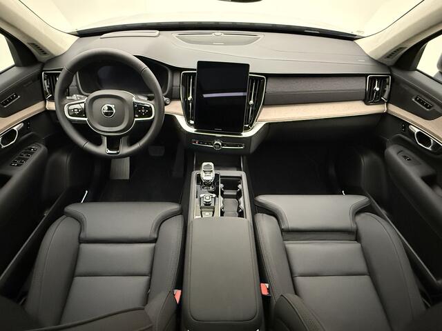 Volvo XC90 T8 455pk AWD Ultra Dark / �7500,- voordeel korting /  / DIRECT LEVERBAAR / MY26 / Luchtvering / El. Trekhaak / Getint glas /