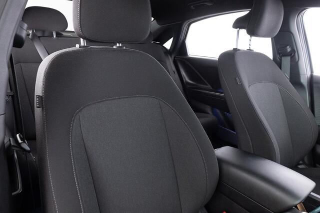 Hyundai Ioniq 6 Connect 77.4 kWh | 20 Inch | Head-UP | Full LED | NAVI | ECC | SOH 100% .