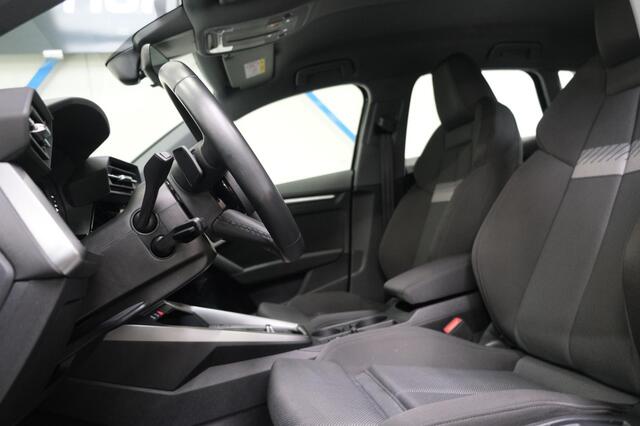Audi A3 SPORTBACK 30 TFSI Advanced edition Automaat - N.A.P. Airco, Cruise, Navi, PDC.