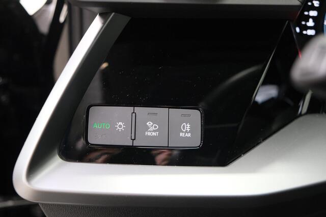 Audi A3 SPORTBACK 30 TFSI Advanced edition Automaat - N.A.P. Airco, Cruise, Navi, PDC.
