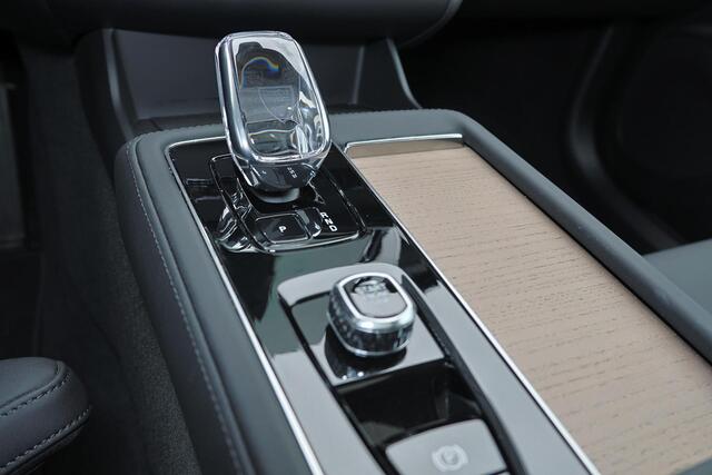 Volvo XC90 T8 Recharge AWD Ultra Dark - Luchtvering - Panorama/schuifdak - IntelliSafe Assist & Surround - 360� Camera - Bowers & Wilkins audio - Adaptieve 