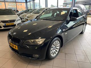 BMW 3-SERIE Coup� 320i Corp.Lease Exec NW APK BJ 2009 !!!