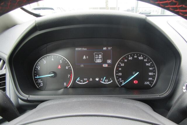 Ford Ecosport 1.0 EcoBoost ST-Line Black, Navigatie, Cruise Control