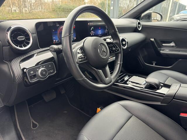 Mercedes-Benz CLA Shooting Brake 180 Business Solution