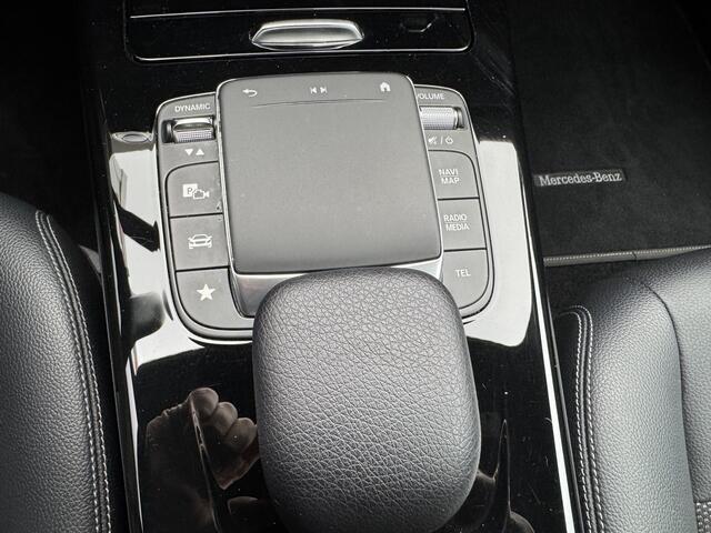 Mercedes-Benz CLA Shooting Brake 180 Business Solution