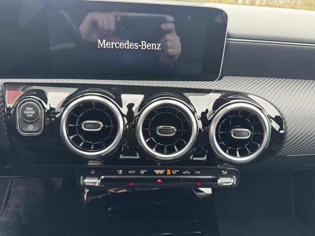 Mercedes-Benz CLA Shooting Brake 180 Business Solution