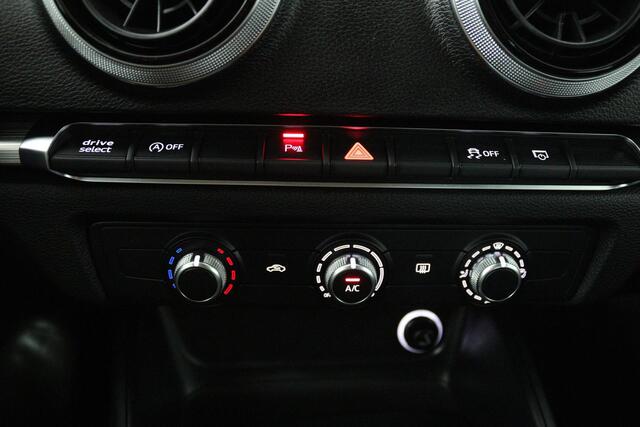 Audi A3 Limousine 1.5 TFSI CoD Sport Lease Edition  AUTOMAAT, CRUISE CONTROL, NAVIGATIE, LEER, PARKEERSENSOREN