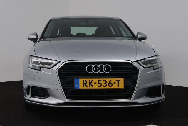 Audi A3 Limousine 1.5 TFSI CoD Sport Lease Edition  AUTOMAAT, CRUISE CONTROL, NAVIGATIE, LEER, PARKEERSENSOREN