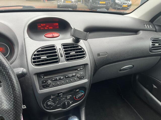Peugeot 206 1.6-16V Air-line 3 AUTOMAAT 147 DKM NAP Airco