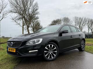 VOLVO V60 2.0 D4 Summum Automaat | Leder | BLIS | Navi | Stoelverwarming | Trekhaak | 17