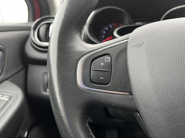 Renault Clio Estate 0.9 TCe Intens / Trekhaak / Camera / PDC V+A / Keyless / Climate / Cruise / 16'' LMV /