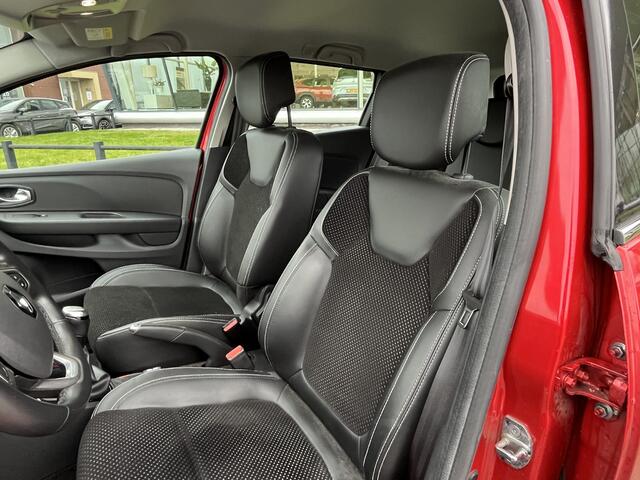 Renault Clio Estate 0.9 TCe Intens / Trekhaak / Camera / PDC V+A / Keyless / Climate / Cruise / 16'' LMV /