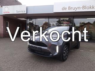 TOYOTA YARIS Cross 1.5 Hybrid 130 Dynamic + Comfort Pack dodehoekdetectie / stoelverwarming / stuurwielverwarming / parkeersensoren voor + achter / Navigatie / Apple Carplay / Android Auto / parkeercamera / 10 jaar Toyota garantie / rijklaarprijs incl. Toyota Pechhulp