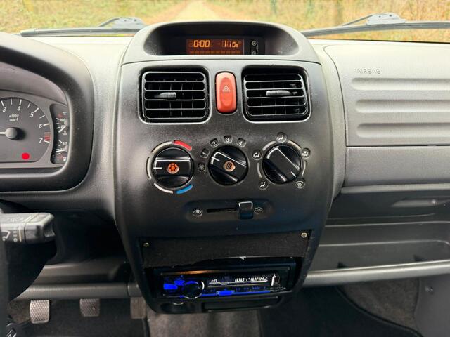 Opel Agila 1.2-16V Comfort