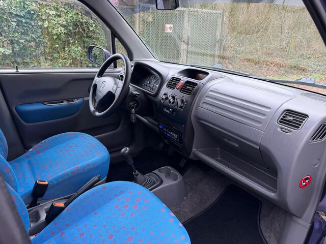 Opel Agila 1.2-16V Comfort