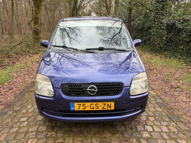 Opel Agila 1.2-16V Comfort