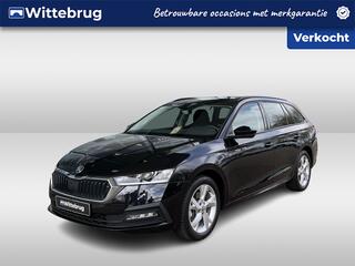 SKODA OCTAVIA Combi 1.4 TSI iV PHEV Ambition Stoelverwarming voor + achter / Cruise control / Parkeersensoren Voor + Achter / 17'' LMV