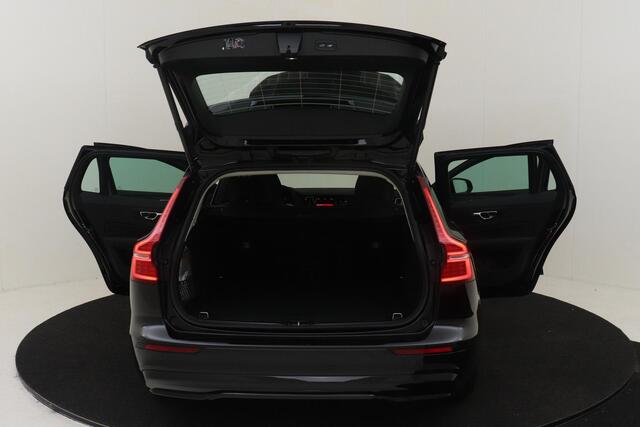Volvo V60 T8 PLUG-IN HYBRID AWD PLUS PERFORMANCE ED. DARK -HARMAN/KARDON|360�CAM|POWER-SEATS|POLESTAR|19