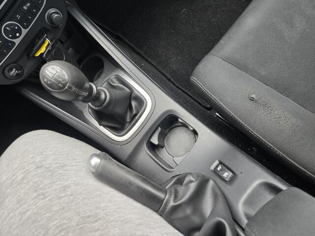 Renault Megane Coup� 1.6 16v Airco Cruise 17inch Stoer ?